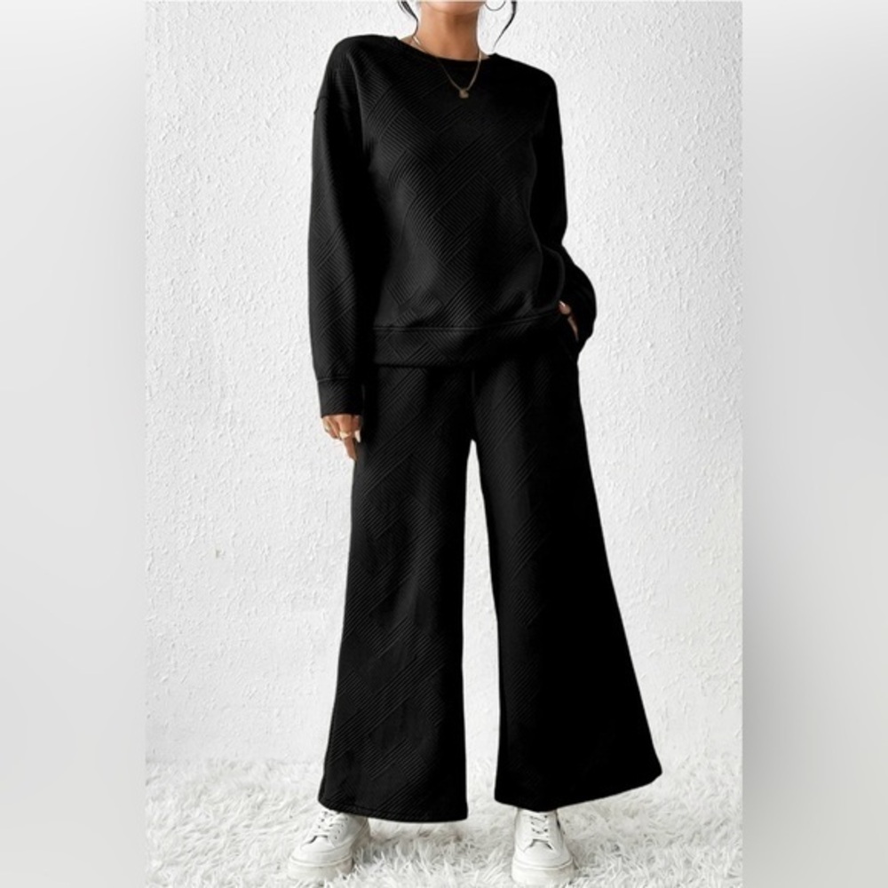 Two Piece Quilted Textured Athleisure Matching Set Black Size Medium